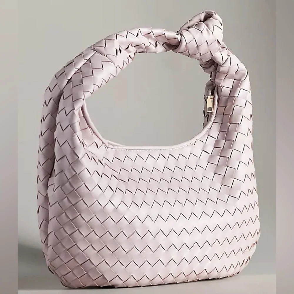 THE BRIGITTE SATCHEL BY MELIE BIANCO: OVERSIZED EDITION Style No. 86918448 Lilac - Picture 1 of 1